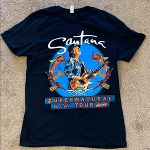 🔥SANTANA GRAPHIC TEE🔥
